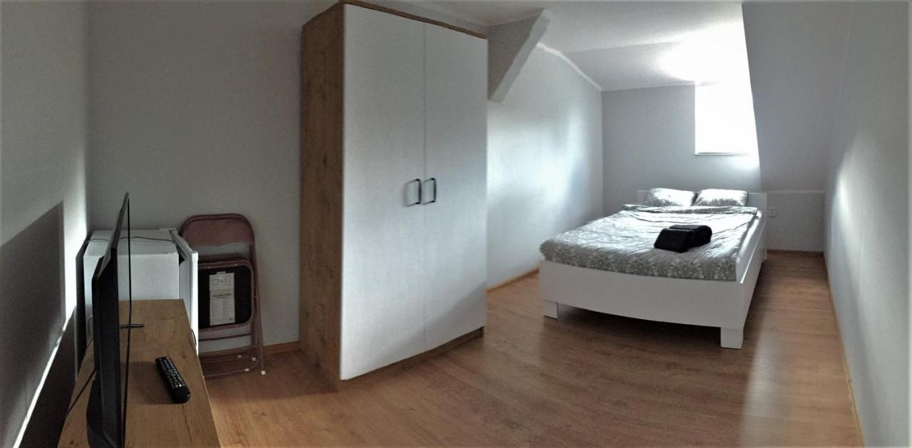 Pokoje Nad Jeziorakiem Siemiany Buitenkant foto